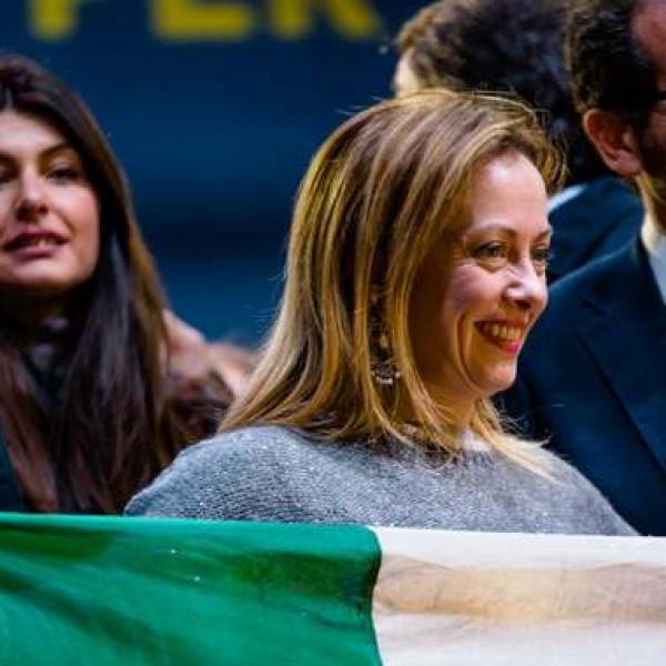 Több mint ötvenmillió olaszt várnak az urnákhoz vasárnap