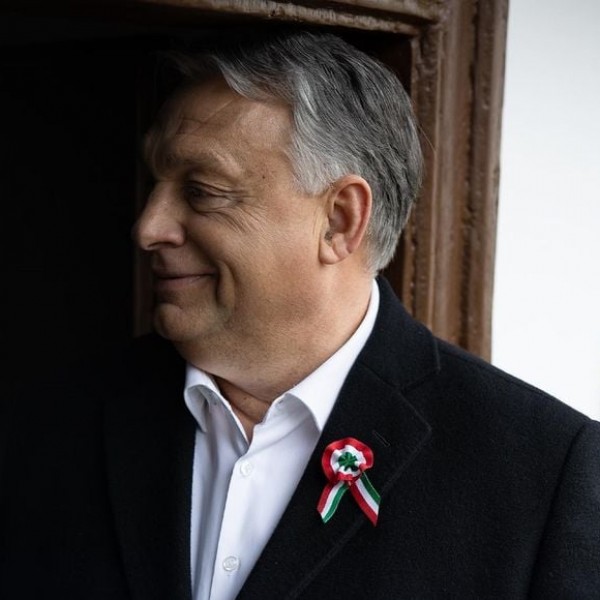 Orbán Viktor ünnepel, 35 éve alakult meg a Fidesz