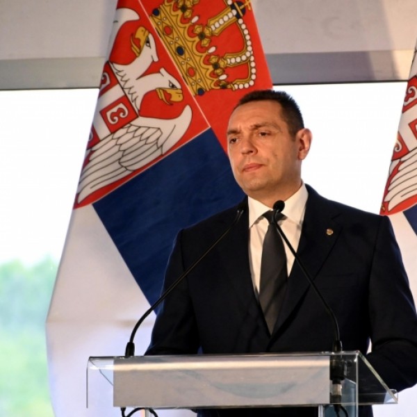 Szerb belügyminiszter: ha az EU a baloldalra hallgat, akkor saját magával is konfliktusba keveredik