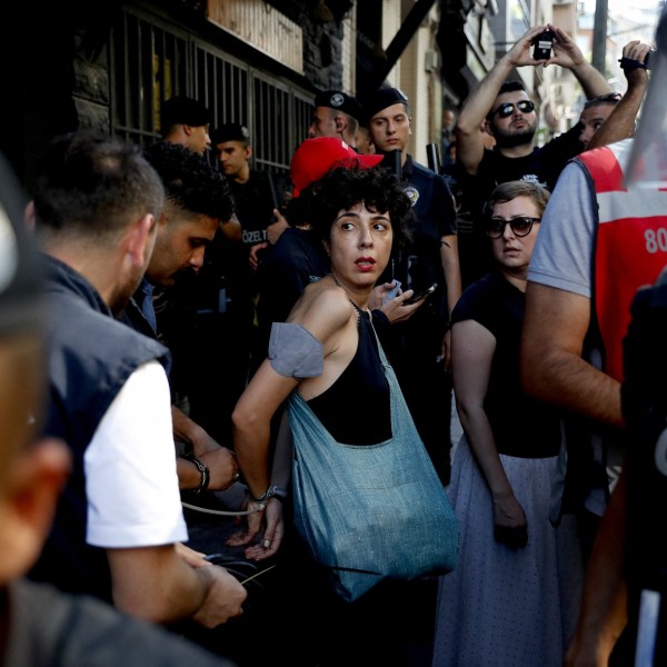 A rendőrség feloszlatta az isztambuli Pride-ot - 150 kancsót őrizetbe vettek
