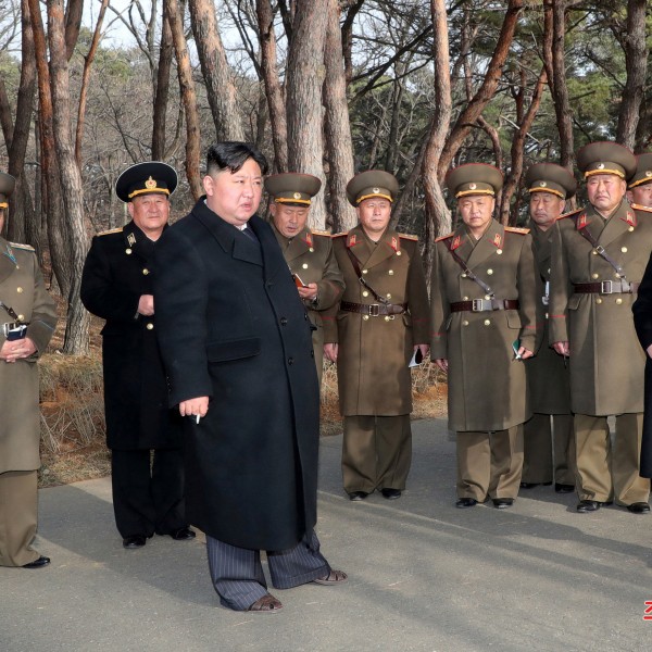 Kim Dzsongun: A hadsereg álljon készen egy mindent elsöprő nukleáris ellentámadásra