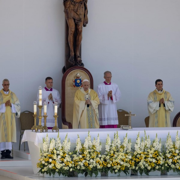 Ferenc pápa: Ne érjük be egy olyan hittel, amely csak a szertartásokból és az ismétlésekből él