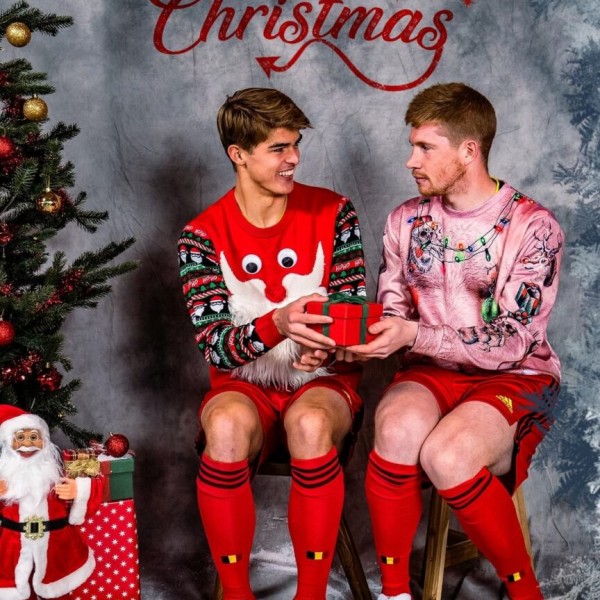 A belga válogatott karácsonyi fotózásán készült képekre nincsenek szavak