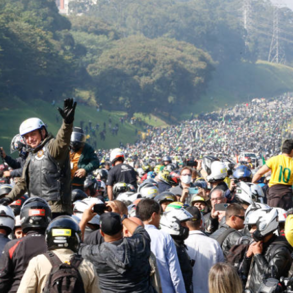 Több ezer motorossal vonult fel Jair Bolsonaro, a brazil elnök