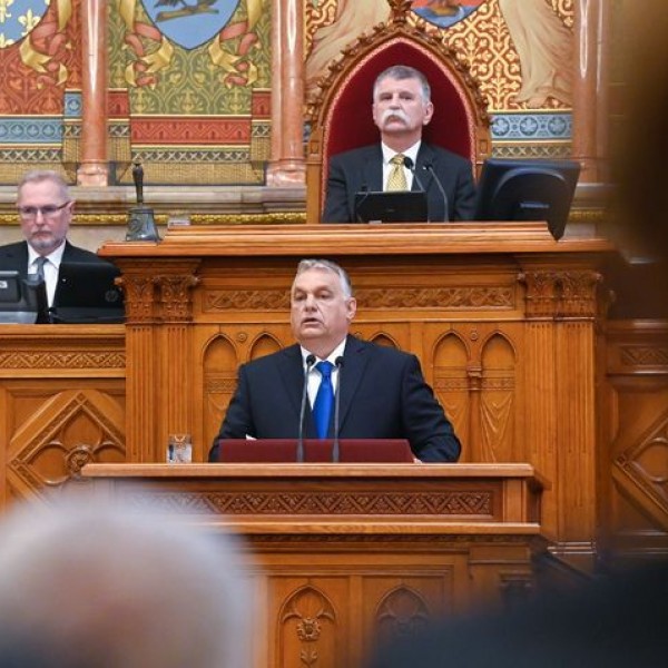 Orbán: Az ország nem kér újra a Gyurcsány-korszakból!