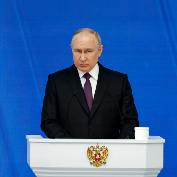 Vlagyimir Putyin: A NATO csapásra készül orosz területek ellen