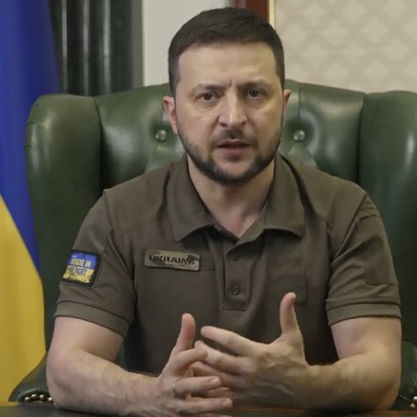 Zelenszkij: nehéz lesz a győzelem, Ukrajnát nem lehet megtörni