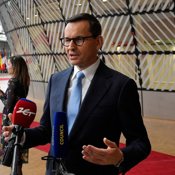 Lengyelország nem fogja követni a NOB ajánlásait és nem engedi versenyezni az oroszokat