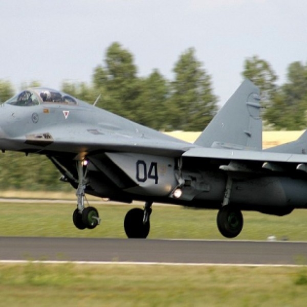 Szlovákia az összes vadászgépét átadja Ukrajnának