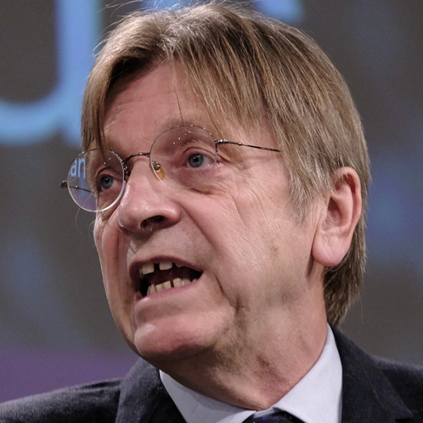 Verhofstadt: Ukrajna épp megnyeri a mi háborúnkat