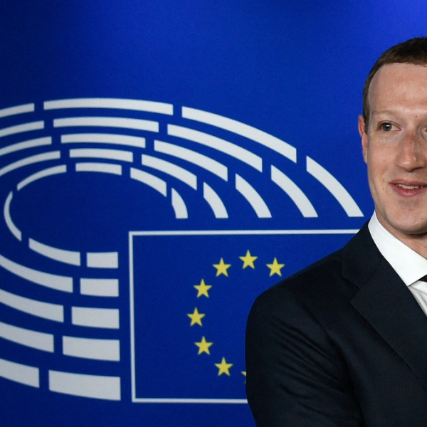 Több mint kétszázmillió eurós büntetést kapott a Facebook Írországban