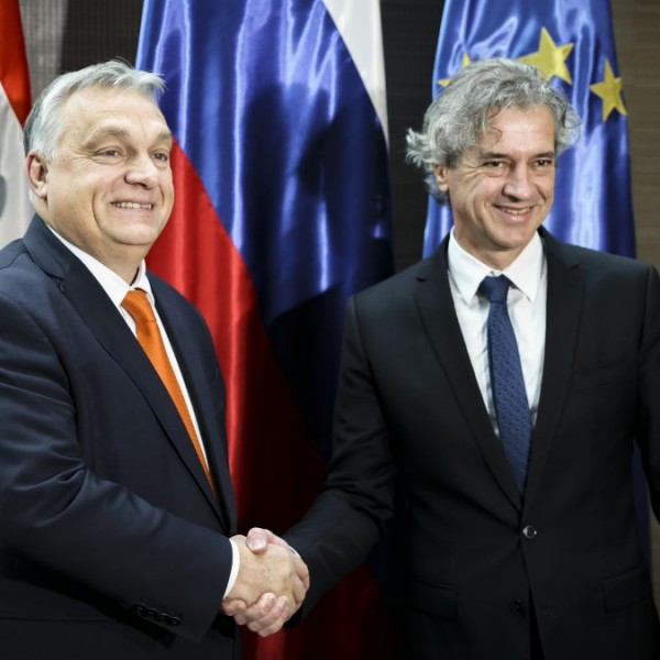 Orbán Viktor Szlovéniában: Magyarország fel szeretné számolni az orosz energiafüggőséget
