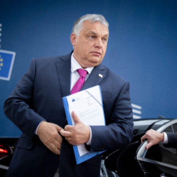 Lengyel lap: Orbán álláspontja hiteles és szilárd választ jelent az ukrajnai háborút övező globális érdekekre