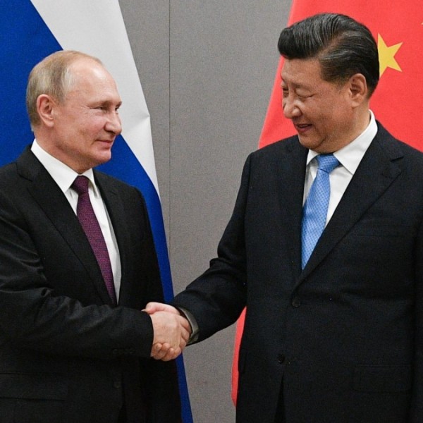 Kína: Tovább mélyült a kölcsönös bizalom Oroszországgal