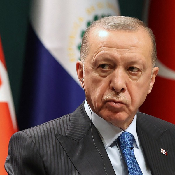 A török elnök szerint az izraeli kormányfőt háborús bűnök miatt bíróság elé fogják állítani