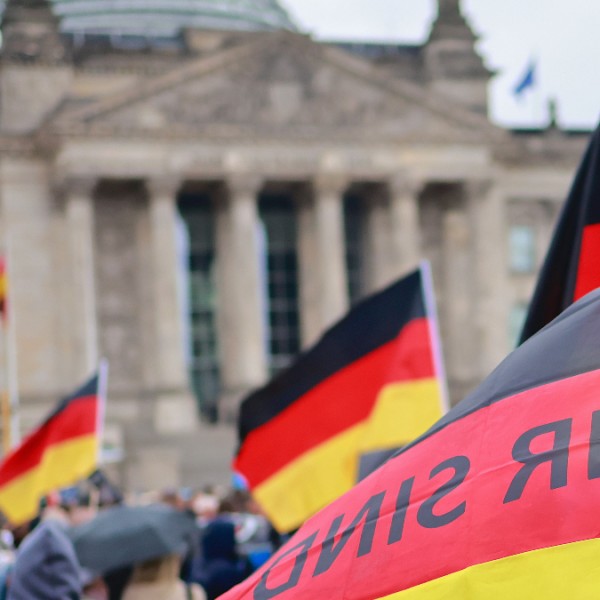 Német jogállam: egy emberi jogi szervezet szerint betiltható lenne az AfD