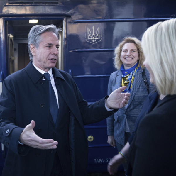 Ukrajnába látogatott az amerikai külügyminiszter