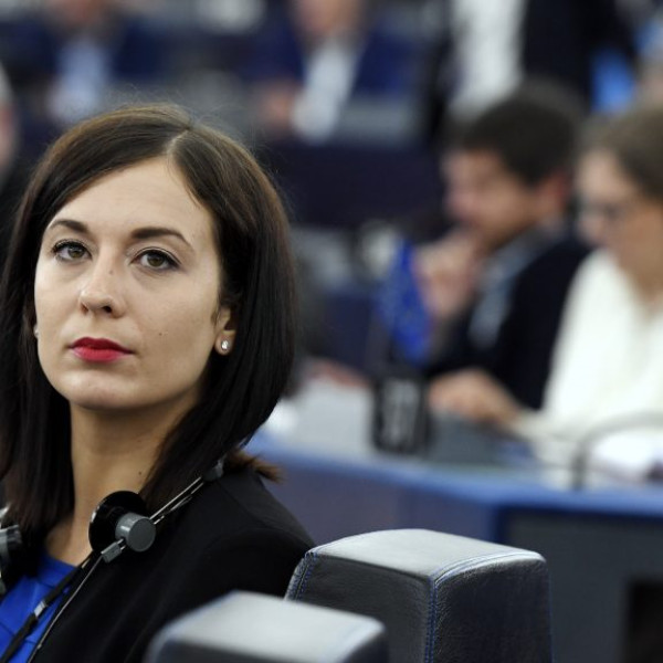 Poloska Peti: Jó eséllyel behúzhatná a főpolgármesteri posztot a Tisza Párt