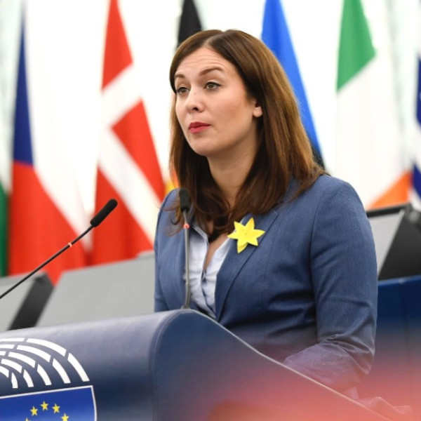 Csekk Katka: Az Európai Unió célja éppen az, hogy Magyarország a jelenleginél jobban működjön