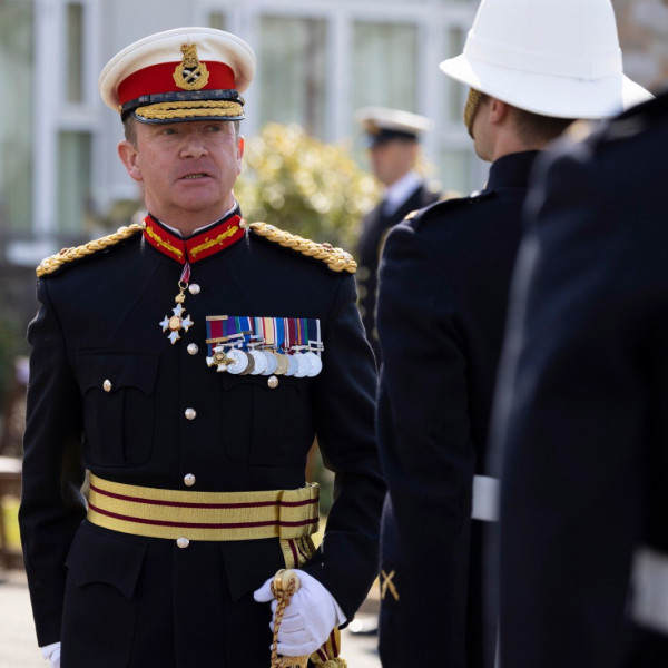 Brit altábornagy: a hadseregünk két hónapig bírná Oroszország ellen
