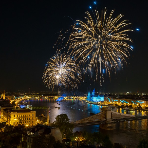 Európa legnagyobb tűzijátékára készül Magyarország