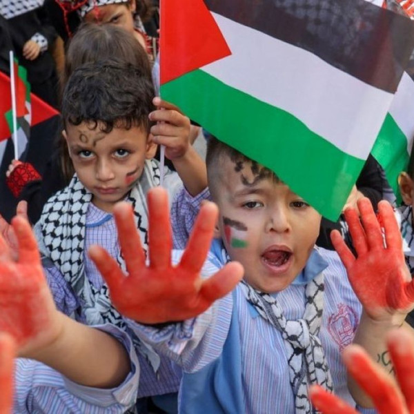 Írország május végéig „biztosan elismeri” a palesztin államot