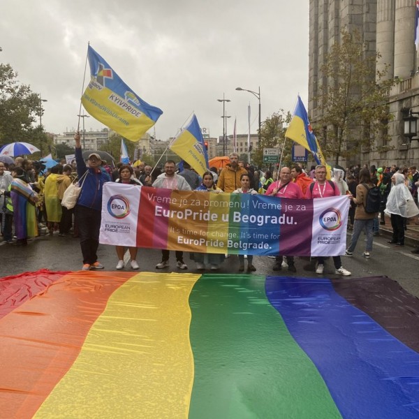Kitiltják a belgrádi EuroPride egyes résztvevőit Szerbiából