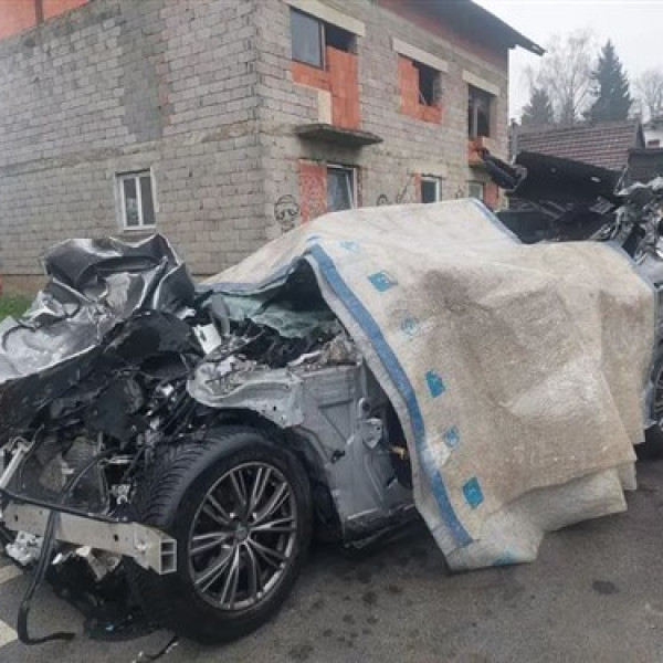 Moldáv embercsempész magyar rendszámú autójával okozott súlyos balesetet Horvátországban - hárman meghaltak