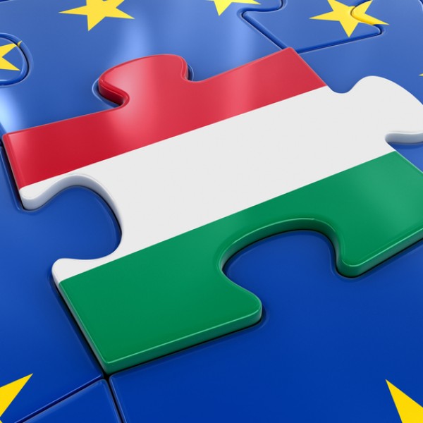 Huxit-párt: Jó hír, Magyarország uniós tagságáról vitázik már a baloldal is