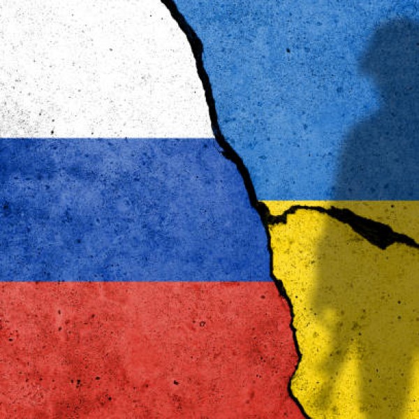 Moszkva: a gondolata is elfogadhatatlan az oroszok és ukránok közötti háborúnak