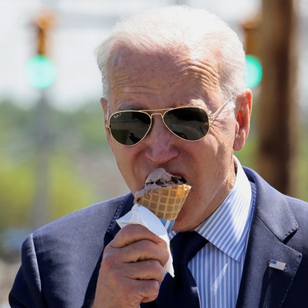 Biden egy fagylaltos tréfával kommentálta a nashville-i tragédiát