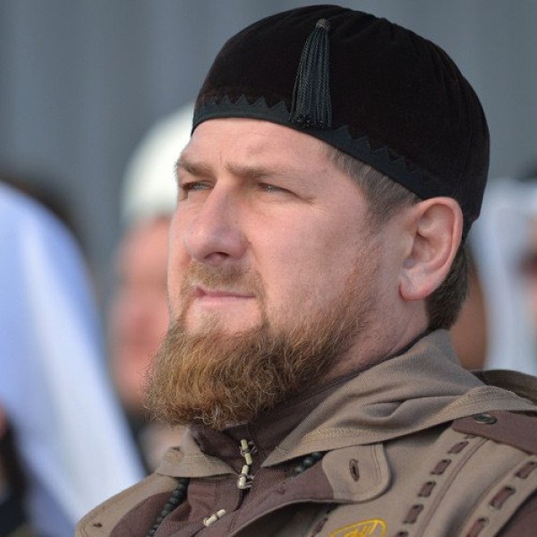 Kadirov: A NATO csak a rakodókat kínozza a fegyverszállításokkal, mert hozzánk kerül minden