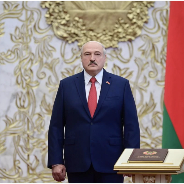 Lukasenka beszáll az orosz különleges hadműveletbe