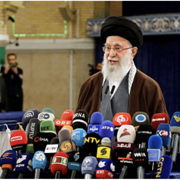 Teherán felülvizsgálhatja nukleáris doktrínáját az izraeli fenyegetések miatt