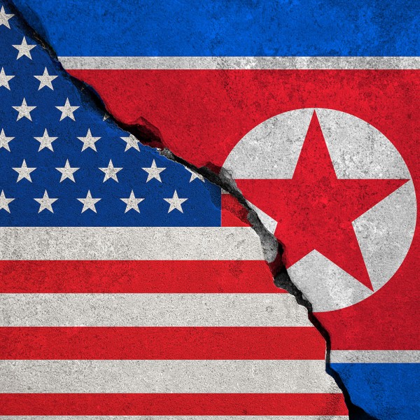 Észak-Korea szerint az amerikai hadgyakorlatok azzal fenyegetnek, hogy "kritikus háborús övezetté" változtatják a régiót