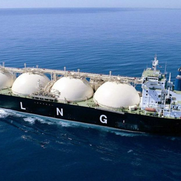Az EU az orosz LNG betiltását tervezi a 14. szankciócsomagban