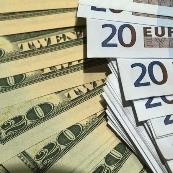 Oroszország: az euró és a dollár mérgező számunkra
