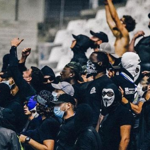 Óriási botrány tört ki a Marseille - Galatasaray EL-meccsen - Videók