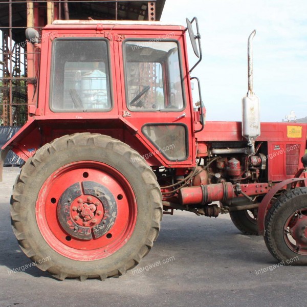 Felborult a traktorral és meghalt egy férfi Pécsbagota közelében