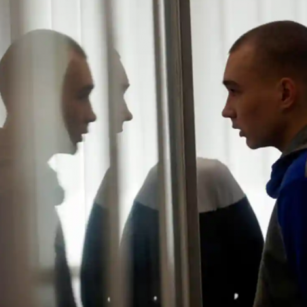 Életfogytiglanra ítélték a háborús bűnnel vádolt orosz katonát