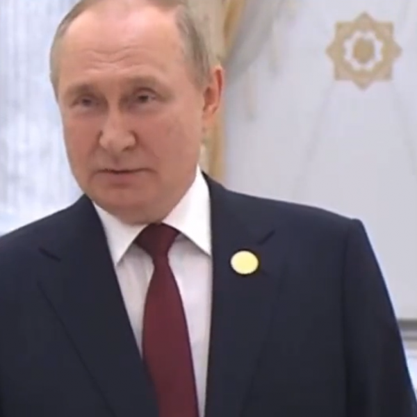 Putyin reagált a G7-vezetők gúnyolódására