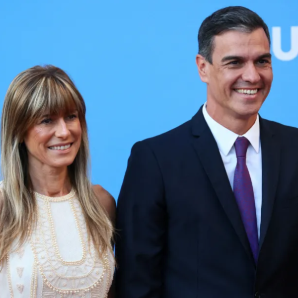 Felesége korrupciós botrányába bukhat bele a spanyol baloldali miniszterelnök