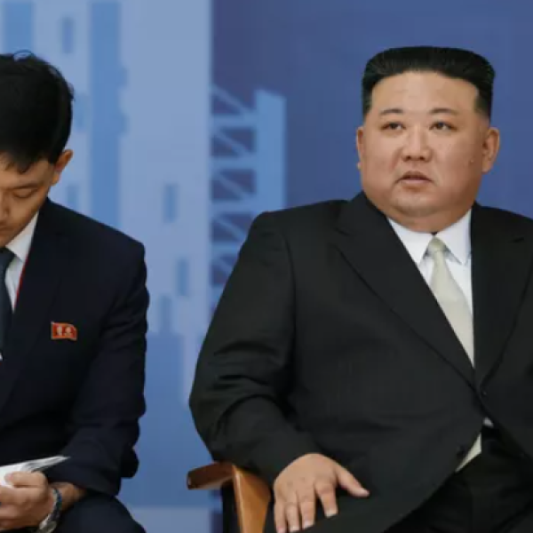 Kim Dzsongun gratulált Putyinnak a győzelem napján