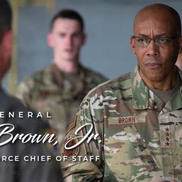 Új vezérkari főnököt neveztek ki az USA hadseregének élére