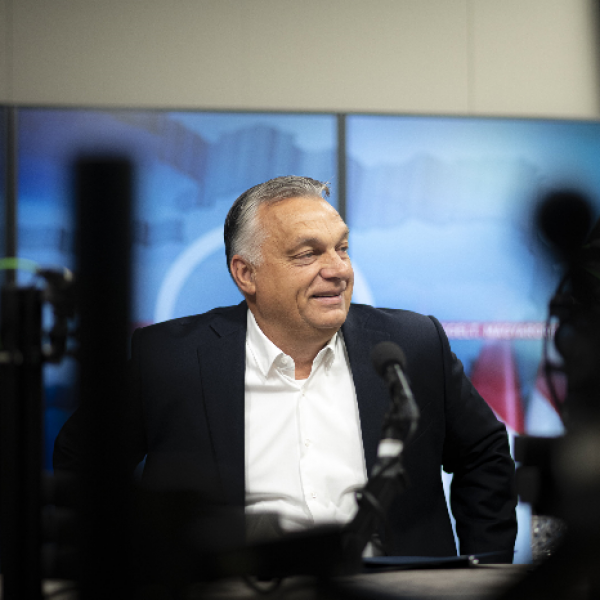 Orbán Viktor: A vírus elleni védekezésre legyünk büszkék
