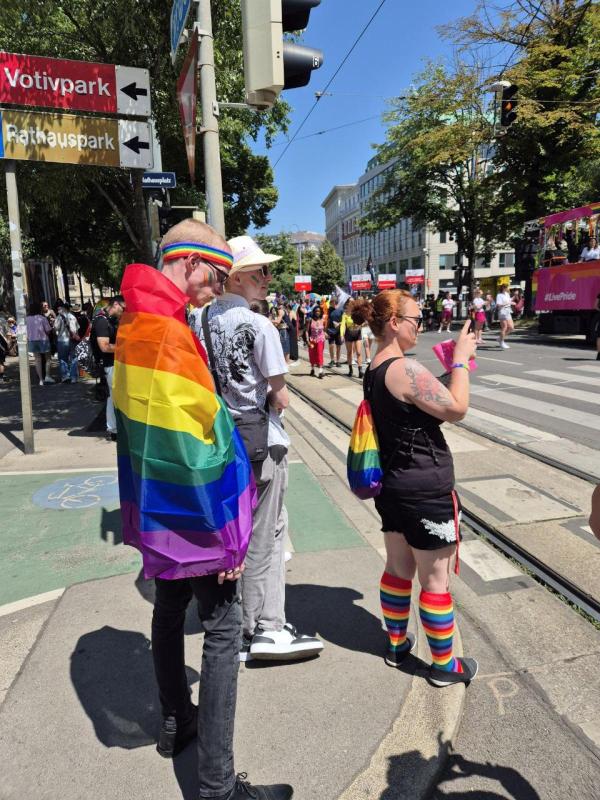 Fotógalériánk a tegnapi bécsi pride-ról