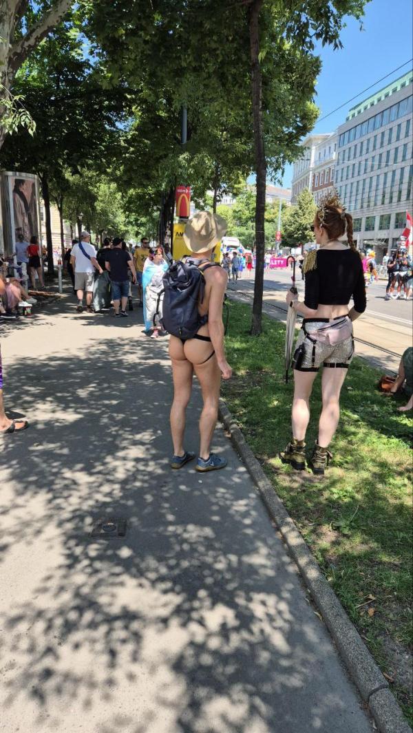 Fotógalériánk a tegnapi bécsi pride-ról