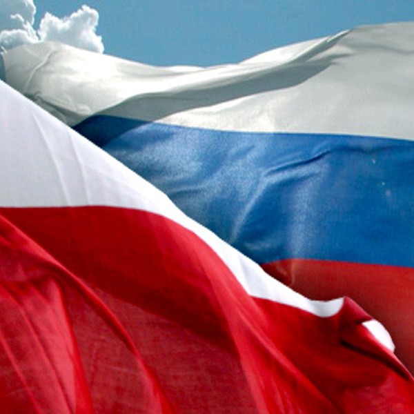 A képmutató lengyelek 500 ezer tonna orosz olajat vásároltak januárban