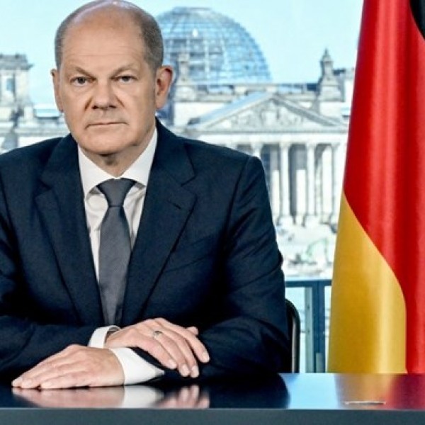 Scholz a németeknek: jön a hosszú válság, de a közösségi szellem visz előre