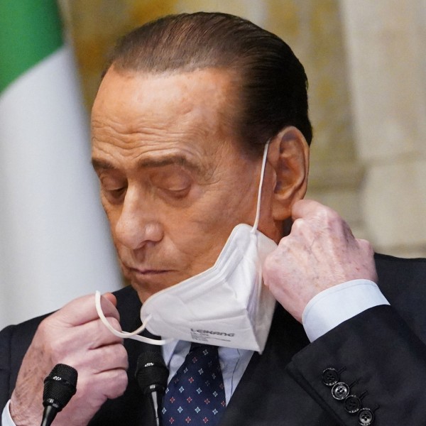 Megint kórházba került Silvio Berlusconi